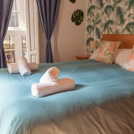 Apartamentum Ballesteros * Malaga